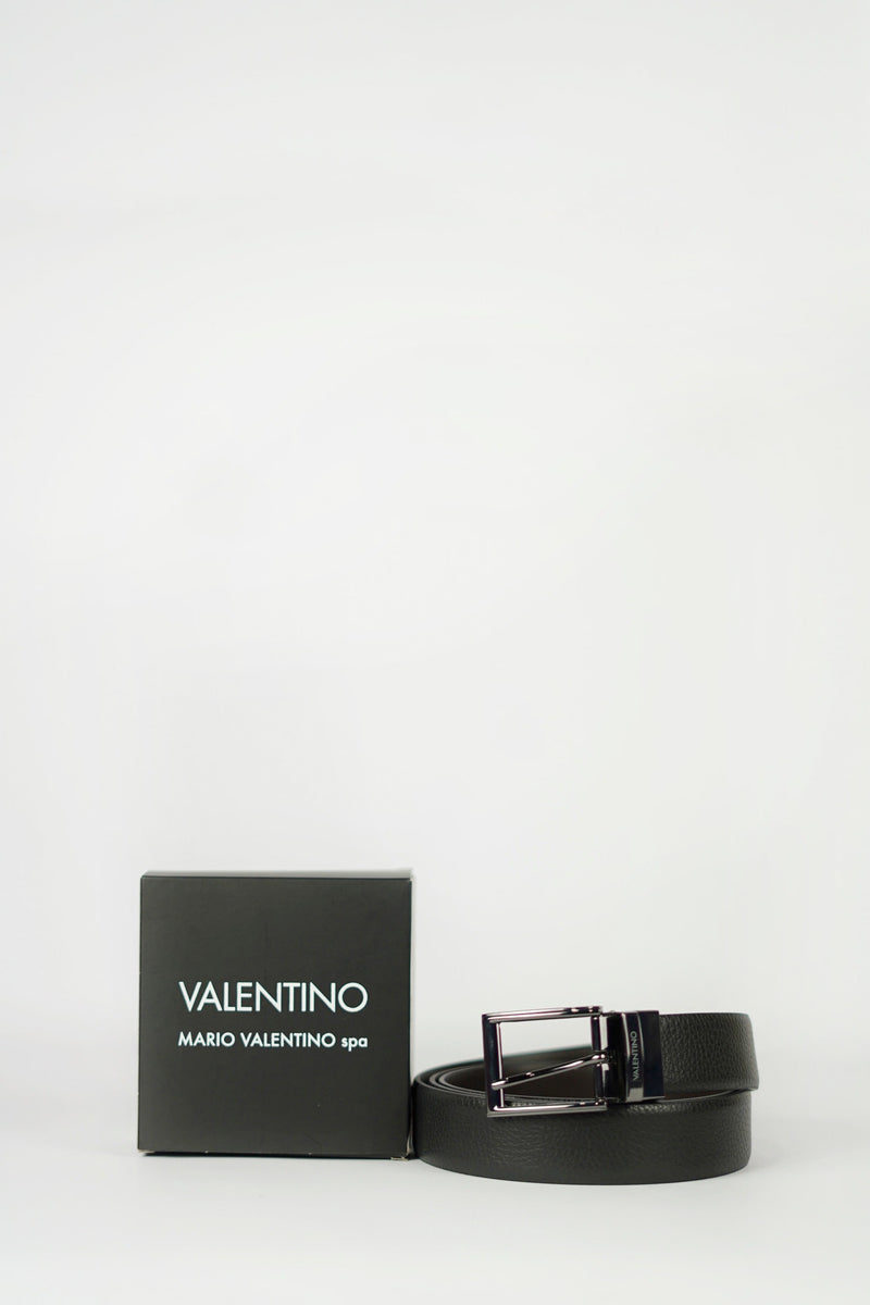 Mario Valentino Cintura Martellata Bairone vista frontale arrotolata con la confezione