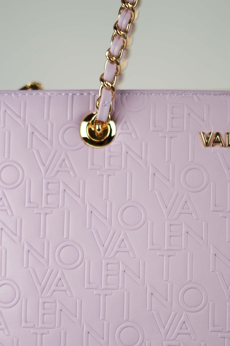 Mario Valentino Shopping Bag Relax con Lettering vista dettaglio del bassorilievo